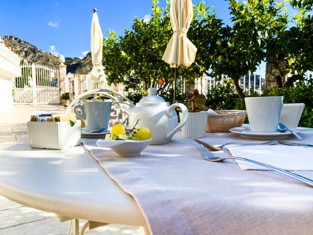 Sciccosa Guest House Taormina Bagian luar foto