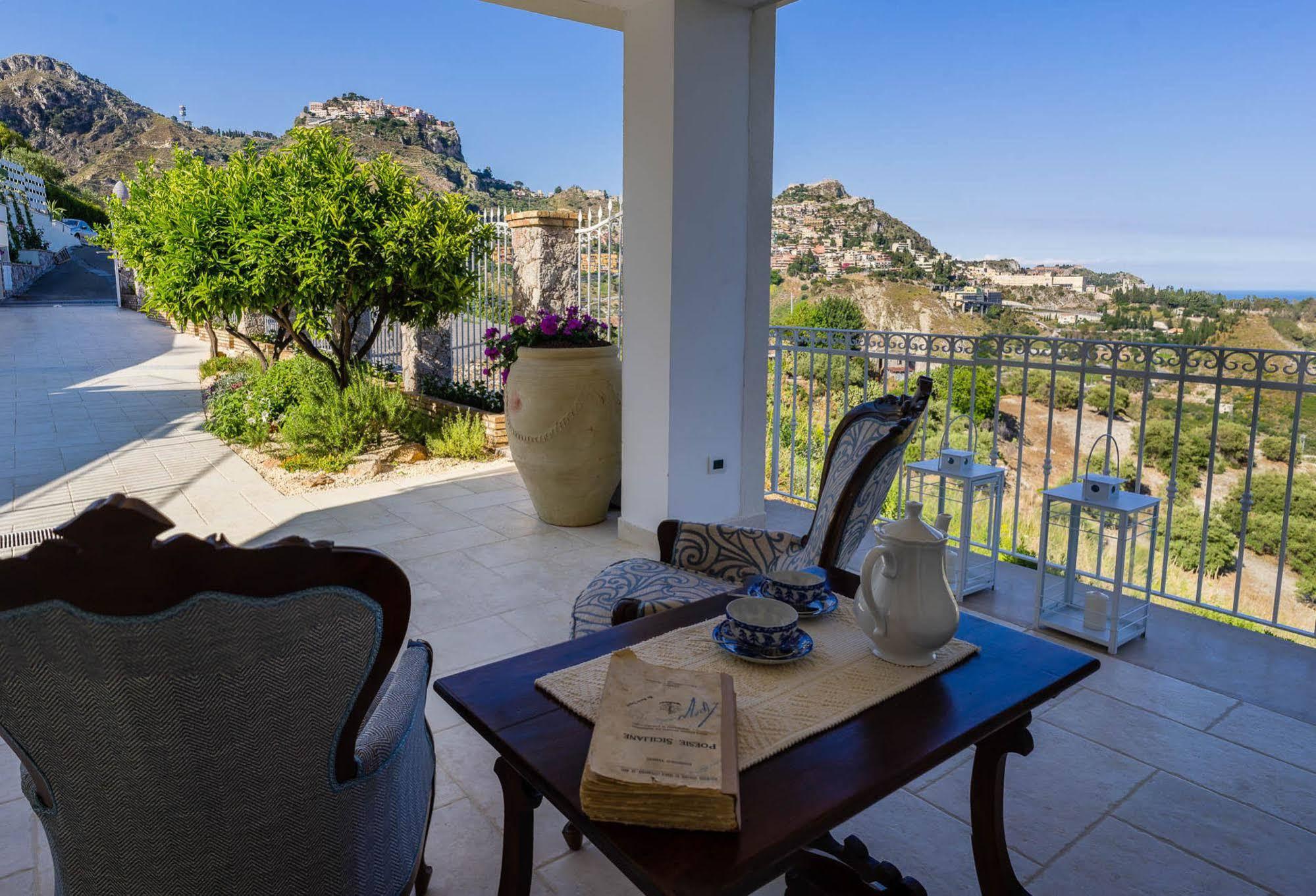 Sciccosa Guest House Taormina Bagian luar foto