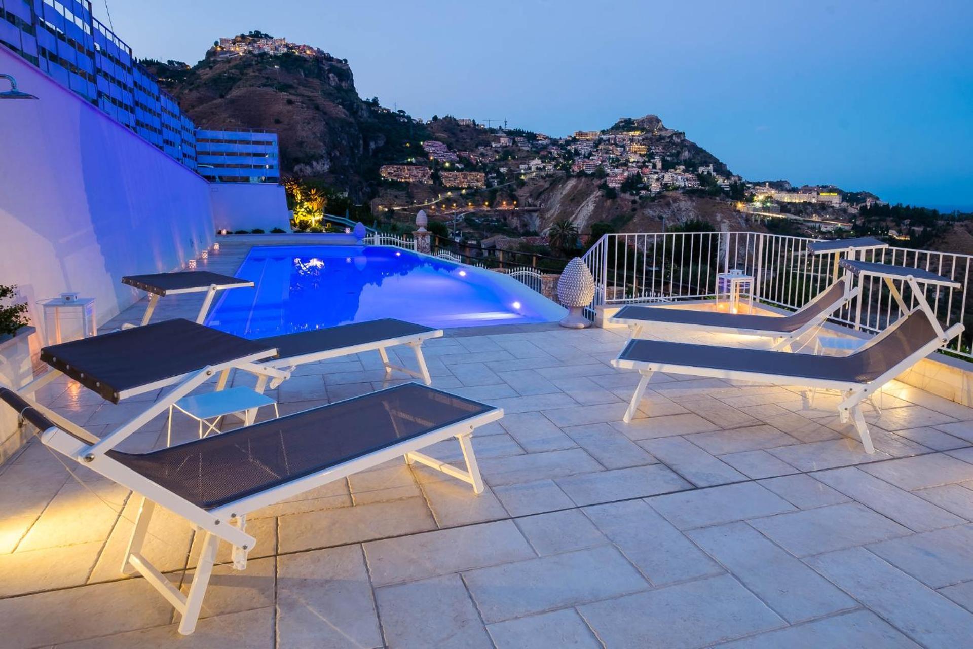 Sciccosa Guest House Taormina Bagian luar foto