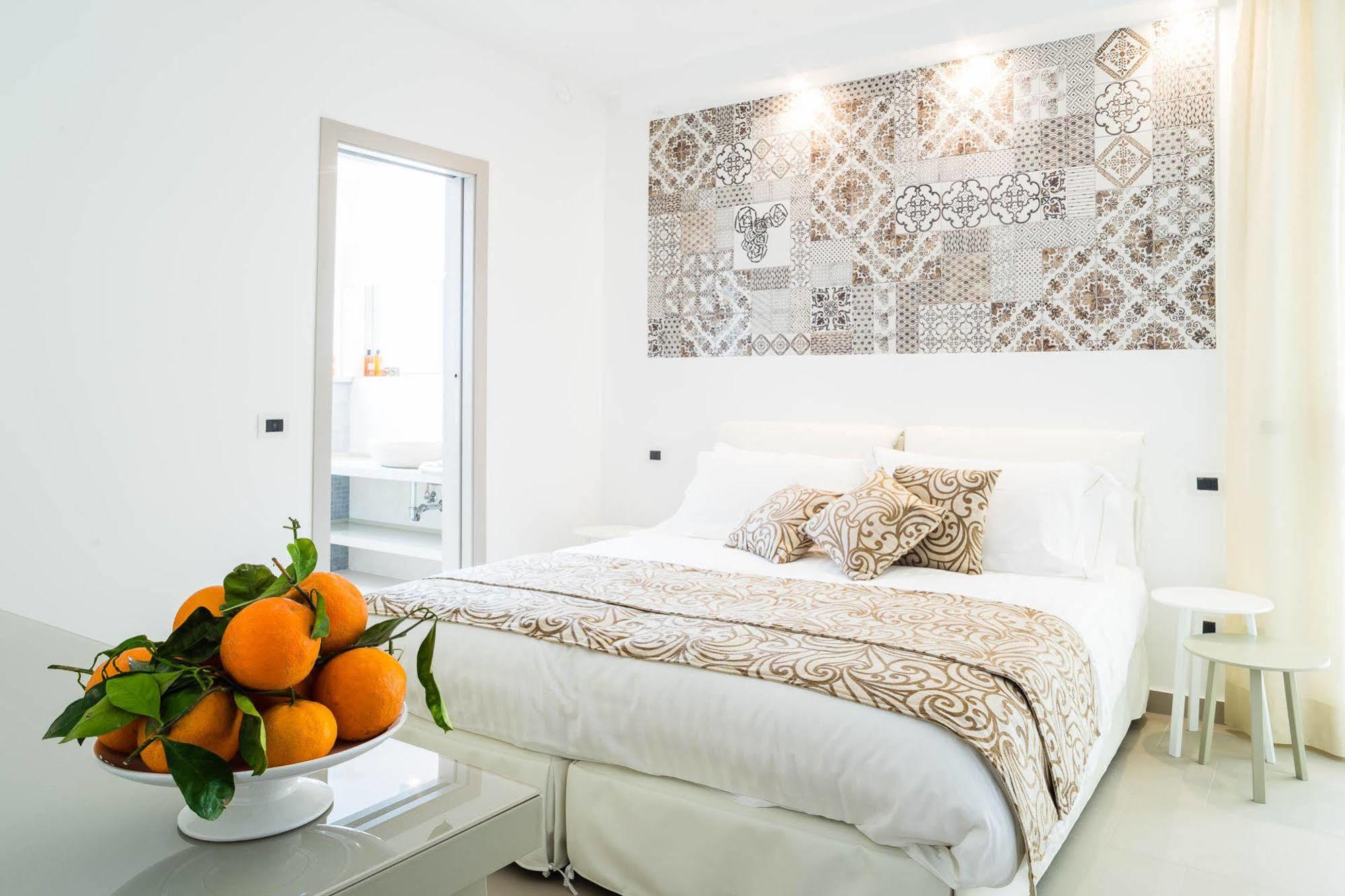 Sciccosa Guest House Taormina Bagian luar foto