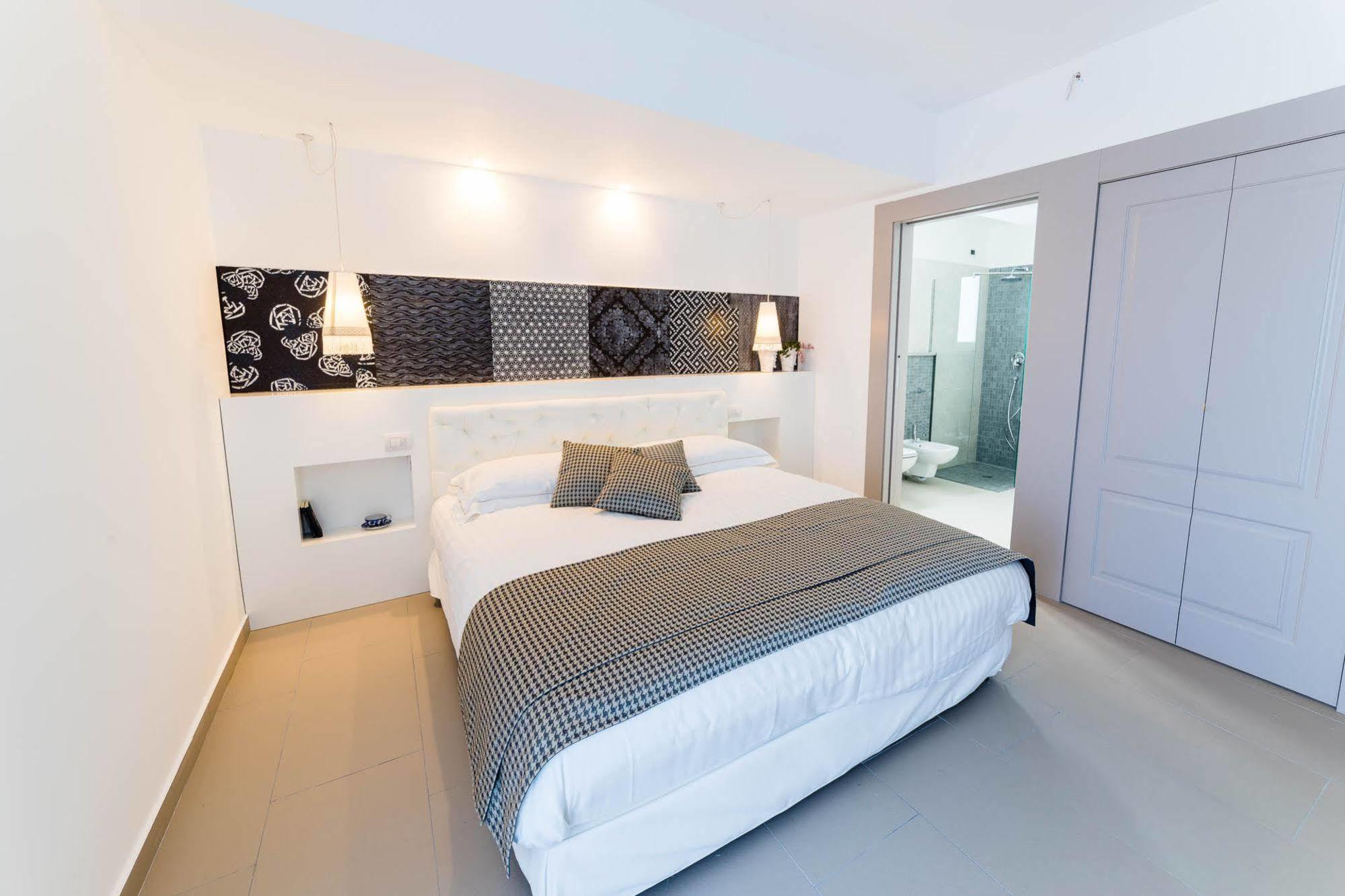 Sciccosa Guest House Taormina Bagian luar foto