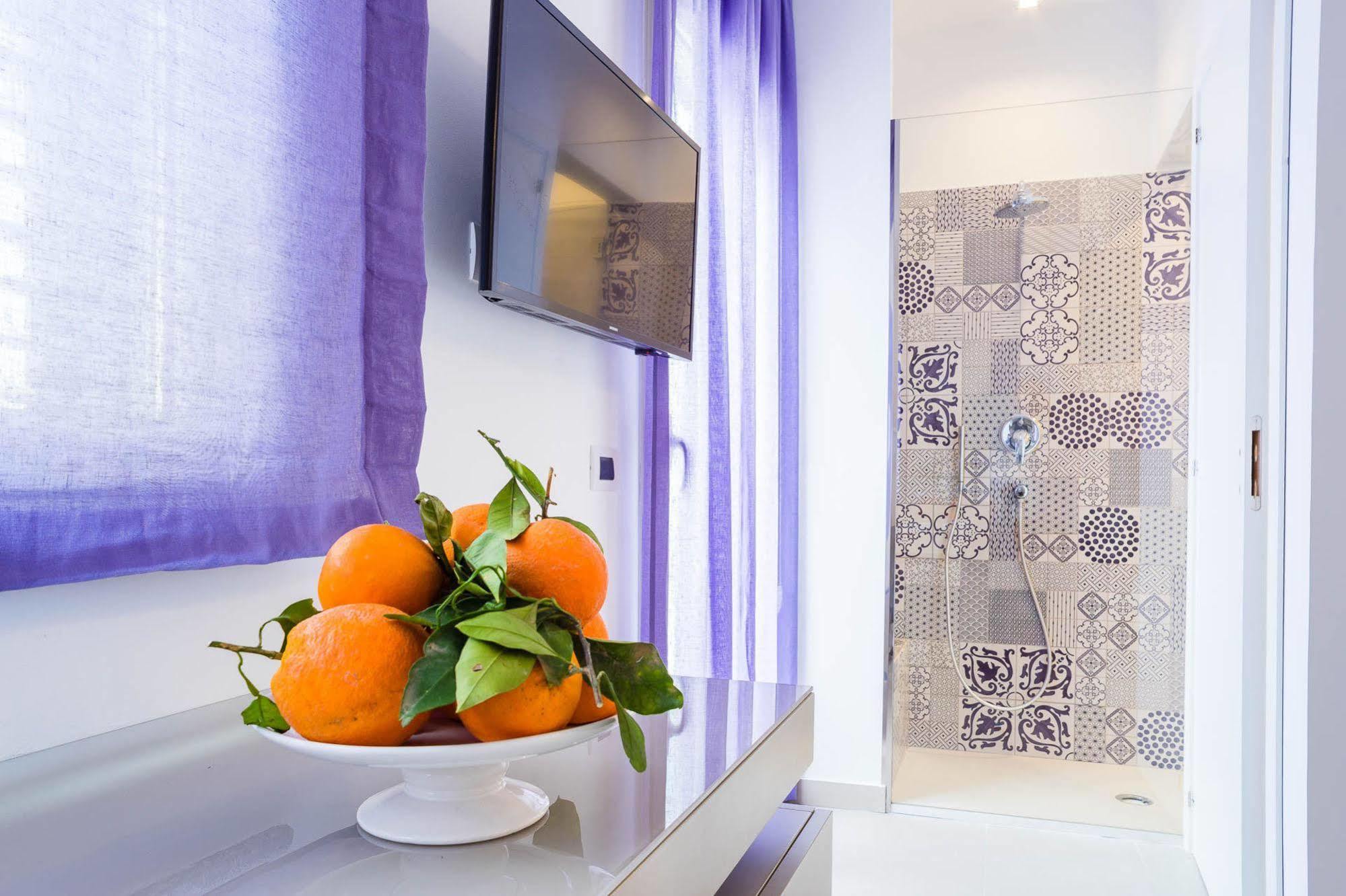 Sciccosa Guest House Taormina Bagian luar foto