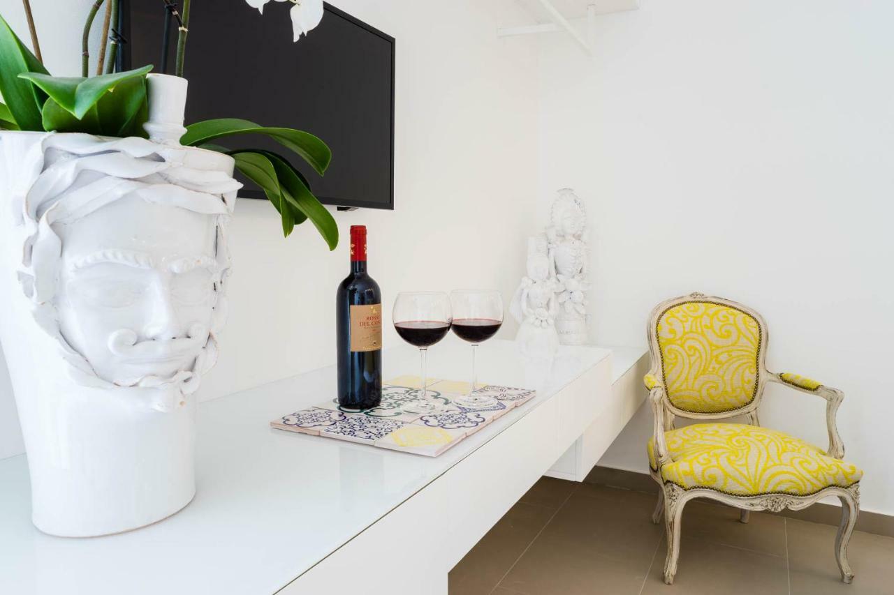 Sciccosa Guest House Taormina Bagian luar foto