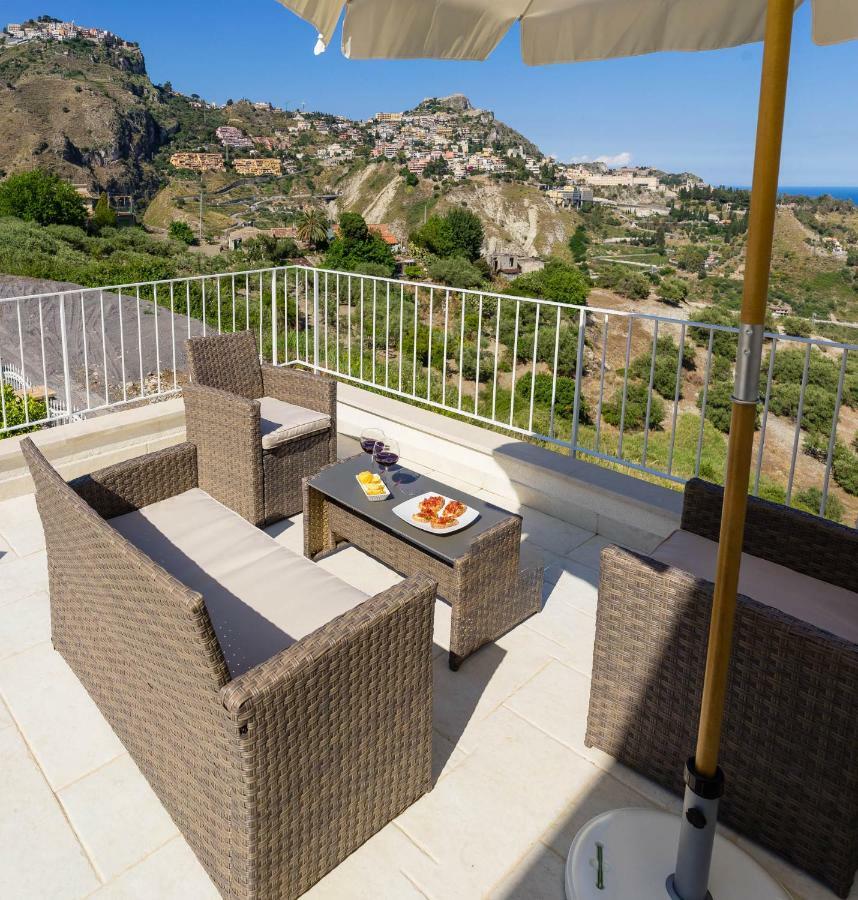 Sciccosa Guest House Taormina Bagian luar foto