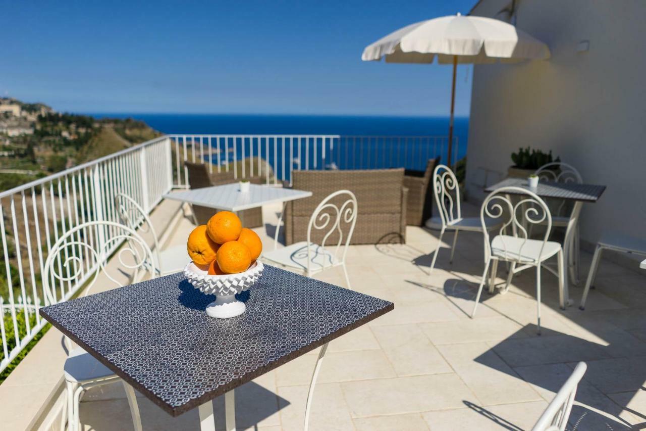 Sciccosa Guest House Taormina Bagian luar foto