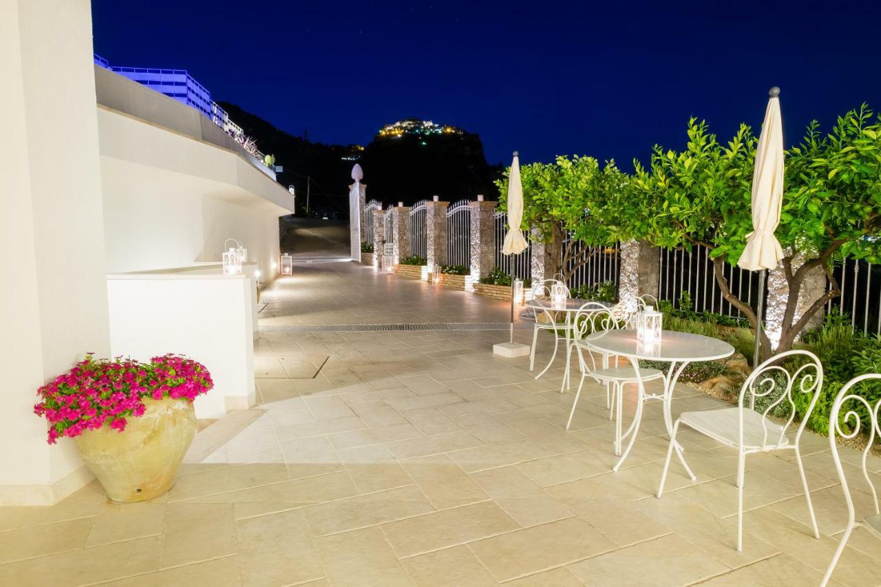Sciccosa Guest House Taormina Bagian luar foto