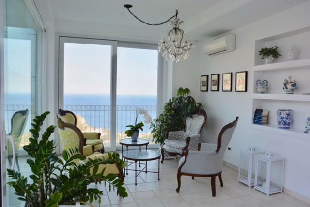 Sciccosa Guest House Taormina Bagian luar foto